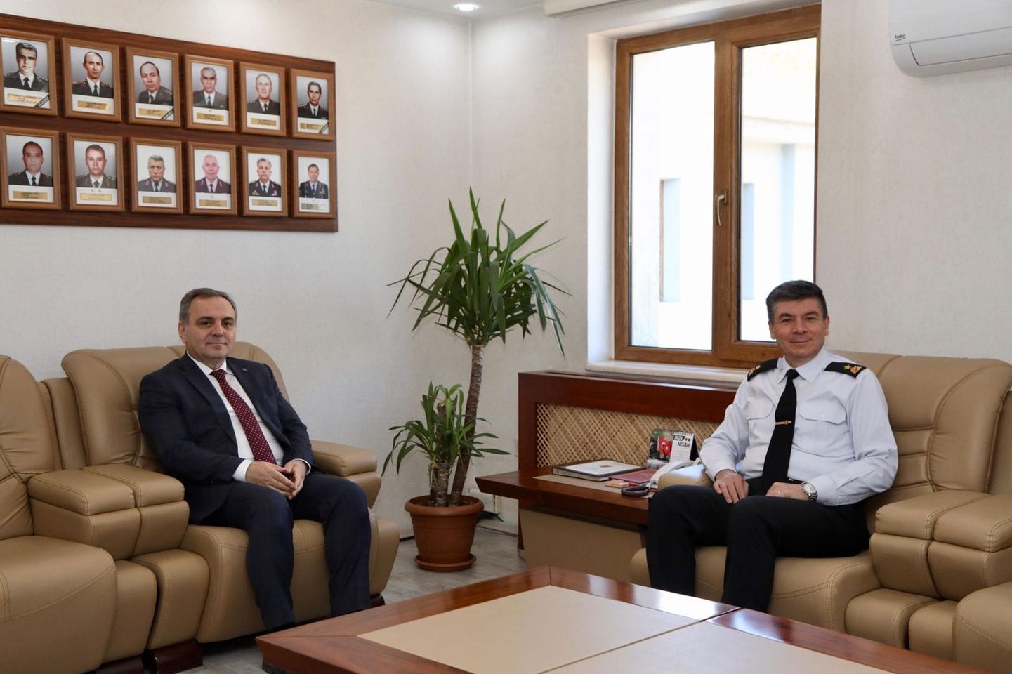 Erciyes Üniversitesi Rektörü Prof. Dr. Fatih Altun, Kayseri'de Jandarma Komutanı ile bir araya geldi