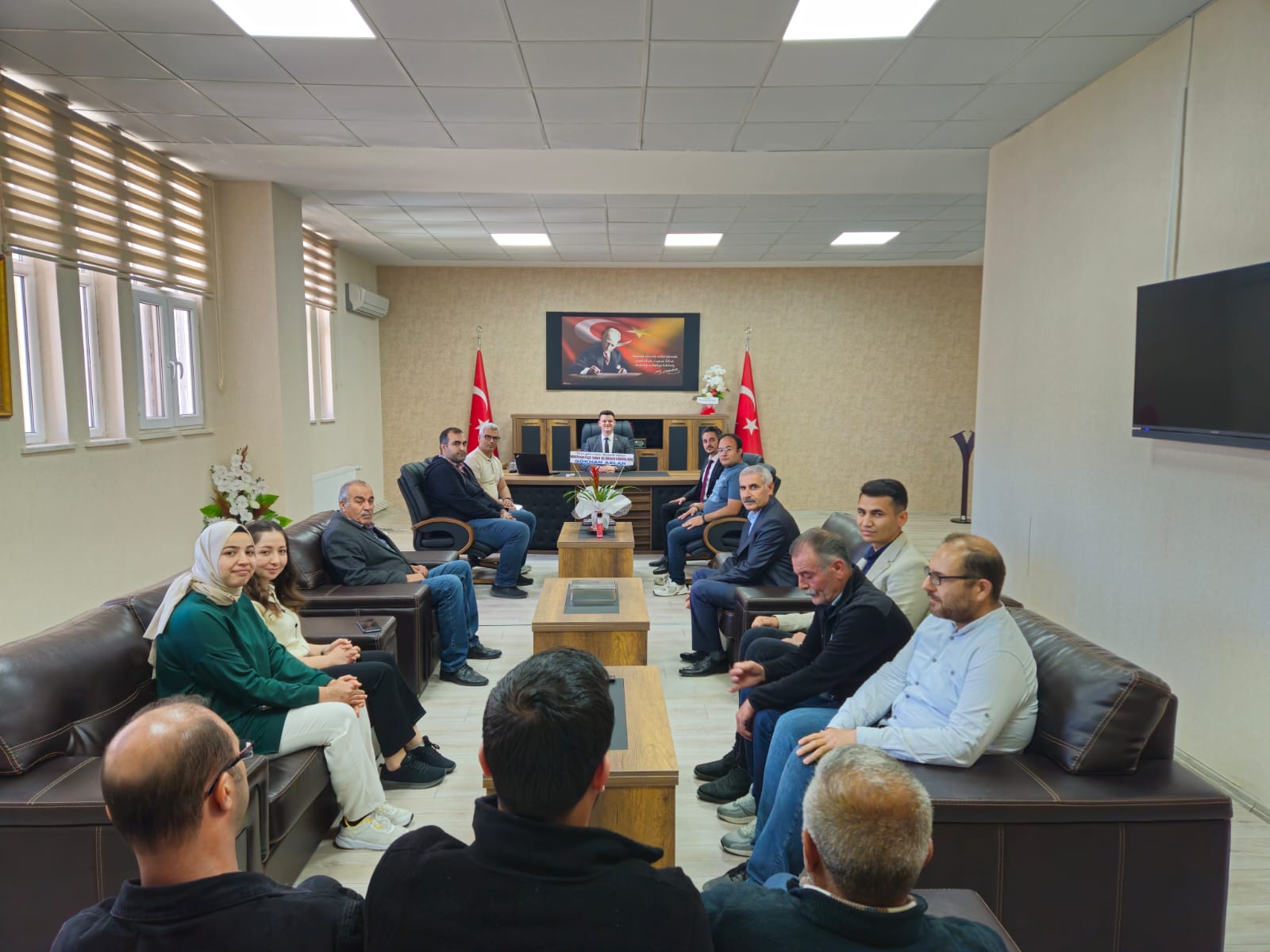 Sn. Kaymakamımız İbrahim CESUR'a Hayırlı Olsun Ziyareti Gerçekleştirildi