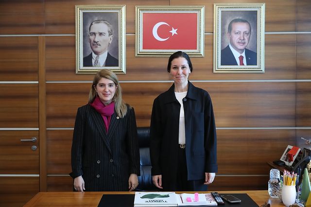 AK Parti Milletvekili İnanç Siraç Kara Ölmeztoprak, Çiğdem Karaaslan'ı Ziyaret Etti