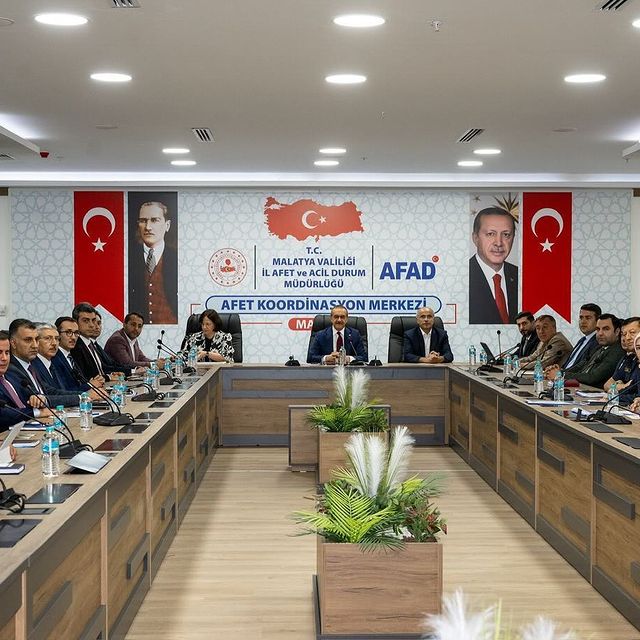 AK Parti Milletvekili Abdurrahman Babacan, Malatya İl Afet Koordinasyon Toplantısına Katıldı