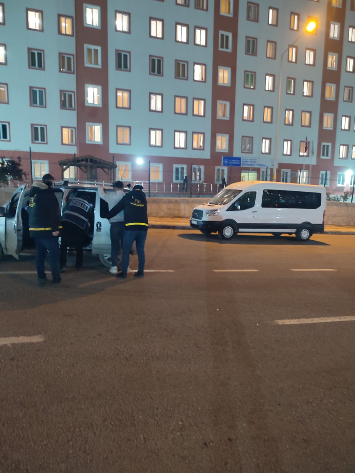Okul Önlerinde Çalışmalar Gerçekleştirildi