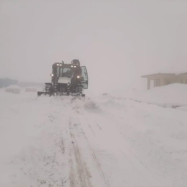 Akçadağ: Belediye, Kış Karasına Mücadelede Açık Yollar İçin Sağlam Çalışmalar Yapıyor