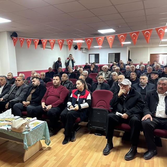 Malatya Tarım İl Müdürlüğü, Kayısı Üreticilerine Destek ve Bilgilendirme Toplantıları Düzenledi