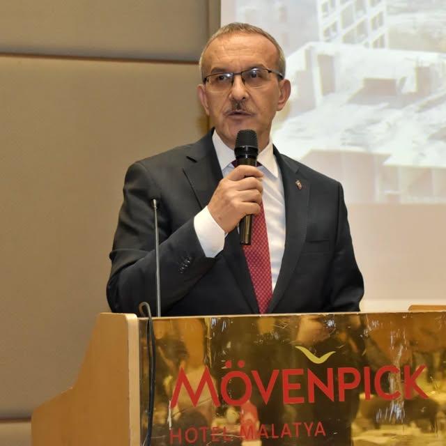 Malatya'da İş İnsanları ve Yetkililer İftar Yemeğinde Buluştu