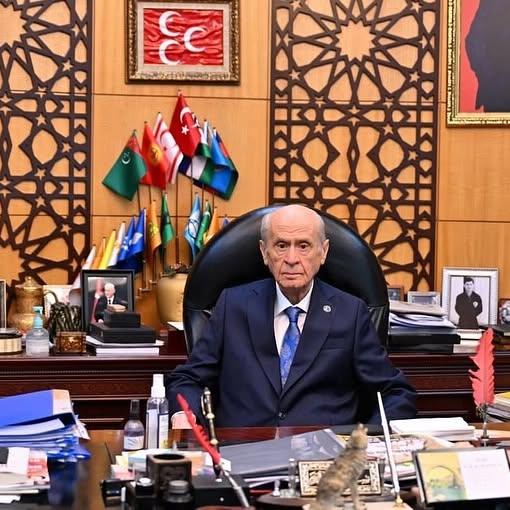 Devlet Bahçeli, Genel Merkezde Görev Başlıyor