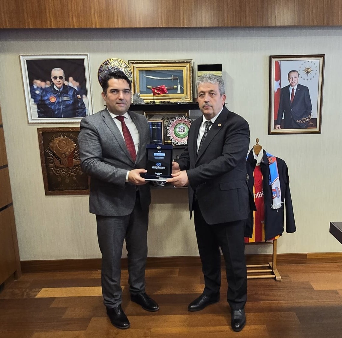 Kayseri Milletvekili Özsoy, ASPİLSAN Enerji Yöneticiyle Görüşme Gerçekleştirdi