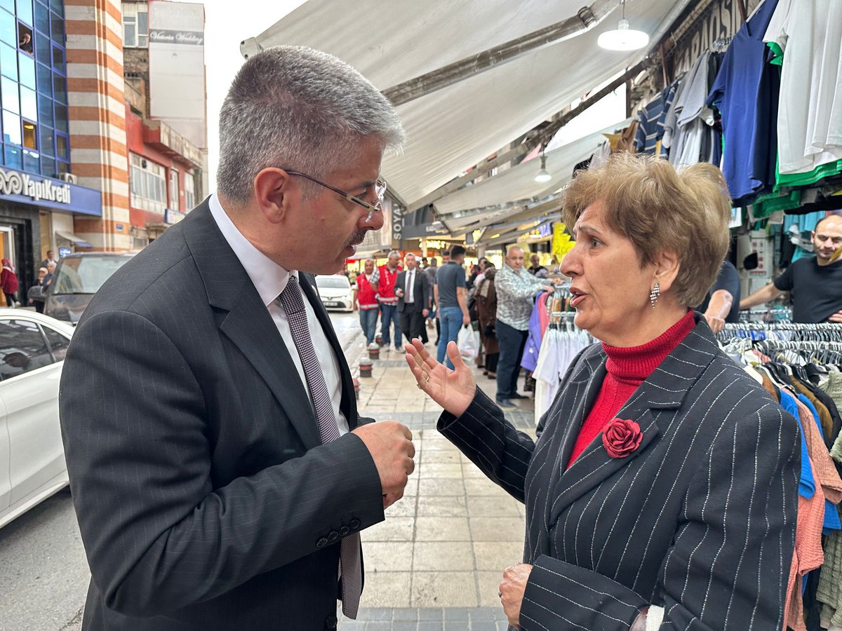 AK Parti Kayseri Vekili Çopuroğlu, Başkan Demir ile Çarşı Ziyareti Gerçekleştirdi