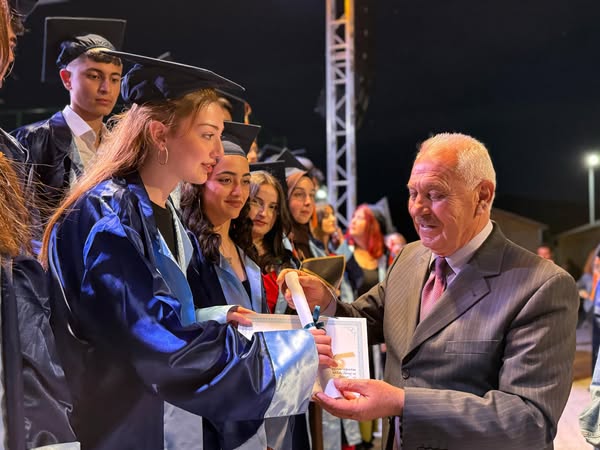 Doğanşehir'de Öğrencilerin Düzenlediği Gençlik Konseri Yoğun İlgi Gördü