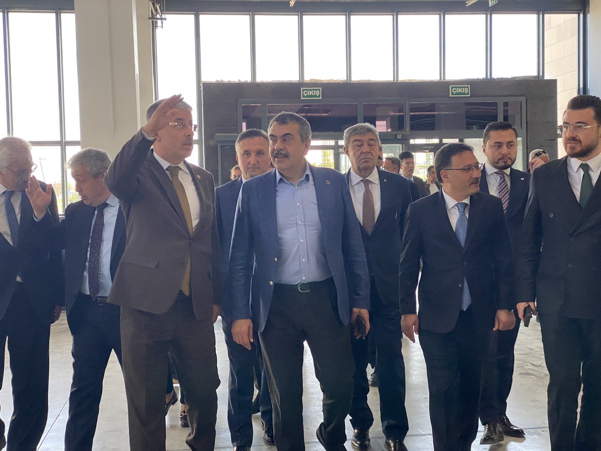 Milli Eğitim Bakanı Tekin, Kayseri'de Eğitim Çalışmalarını İnceledi