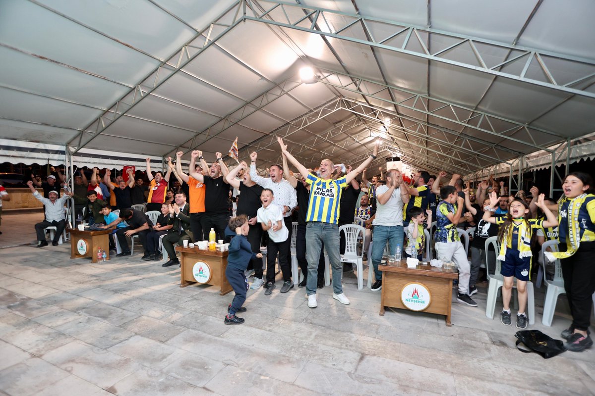 Nevşehir Belediyesi, Suvermez Kapadokyaspor'un Tarihi Zaferini Canlı Yayınla Takip İmkanı Sundu